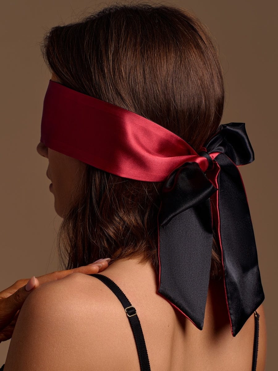 Blindfold Gina