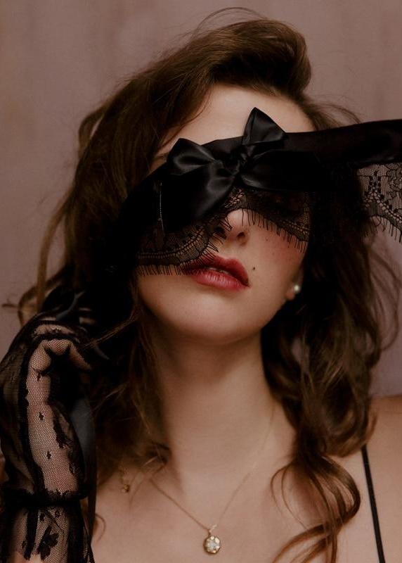 Mask Maeva